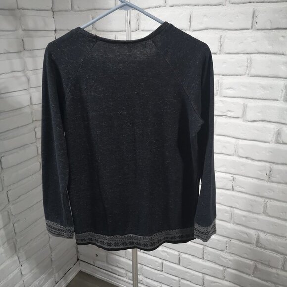 Bluenotes Ladies Size Medium Black Fleece Lined Straight Fit Sweat Top - Picture 2 of 8